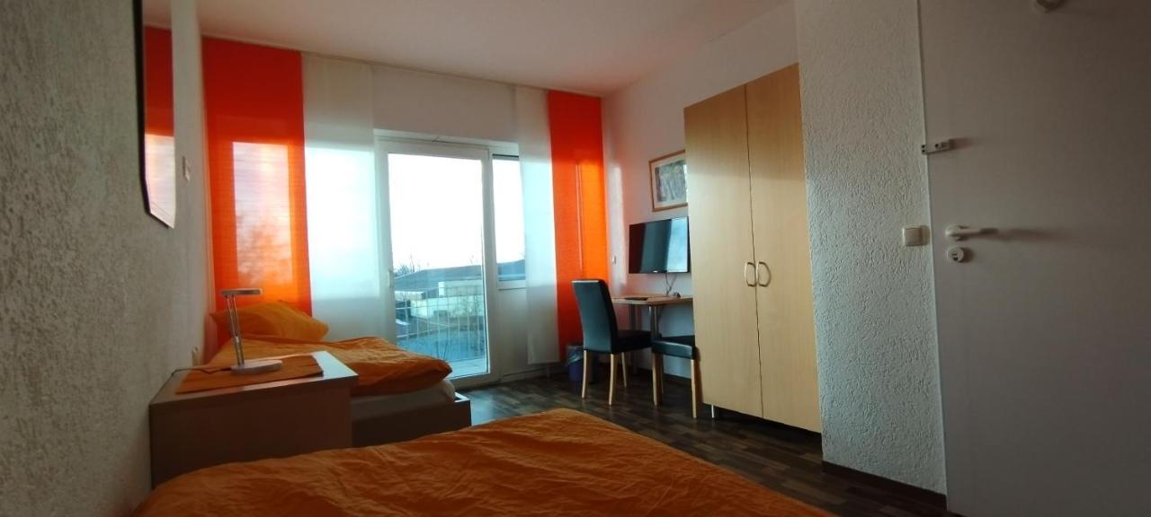 Aparthotel Gaststaette Zur Tribuene à Pfungstadt Extérieur photo