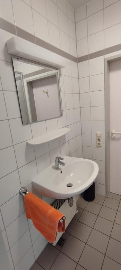 Aparthotel Gaststaette Zur Tribuene à Pfungstadt Extérieur photo