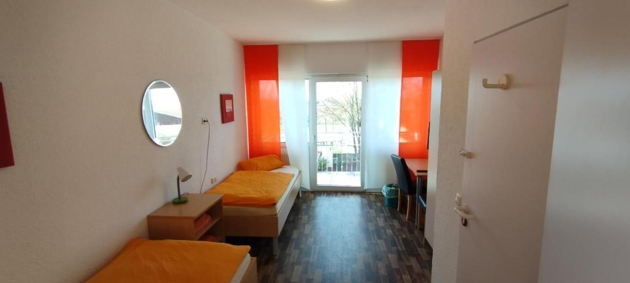Aparthotel Gaststaette Zur Tribuene à Pfungstadt Extérieur photo